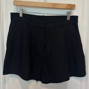 H&M Linen Blend Black High-Waist Tailored Women's Shorts